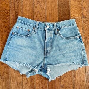 Women’s 501 Levi Jean Shorts